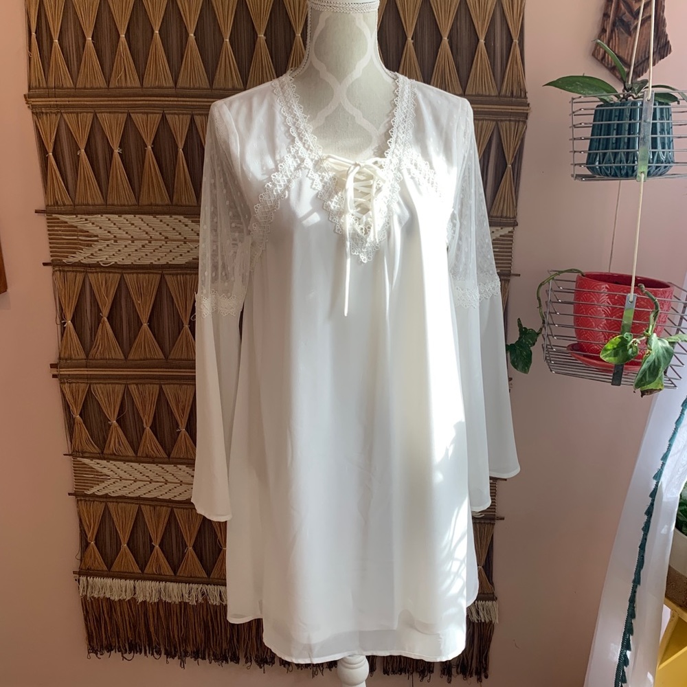 BNWT White Bell Sleeve Baby Doll Boho ‘Love Riche’ Dress